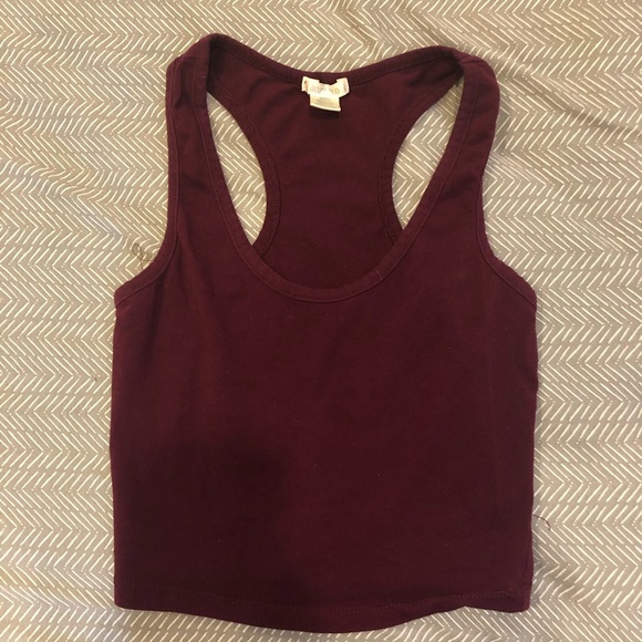 Tilly's Tops - ❄️ Tilly’s Maroon Cropped Tank Top